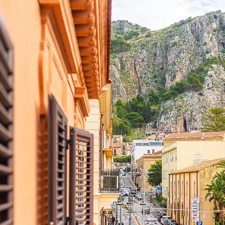 Lägenhet Residenza Piazza Cefalù