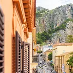 Lägenhet Residenza Piazza Cefalù