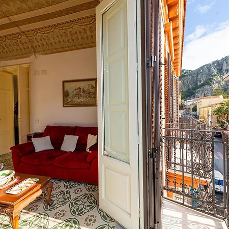 Lägenhet Residenza Piazza Cefalù